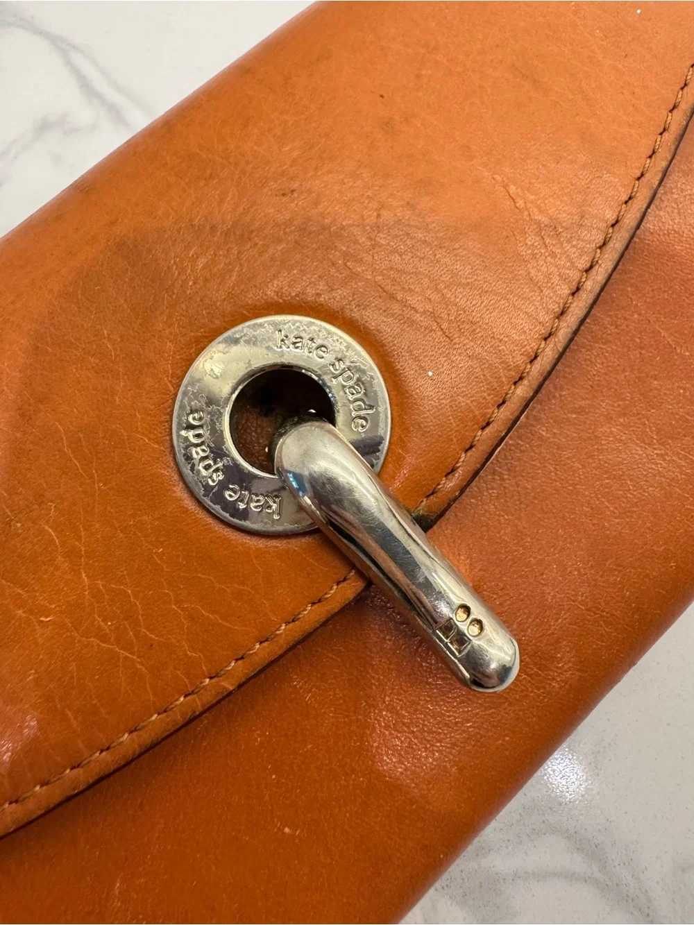 kate spade Leather Turn-Lock Wallet in Cognac Brown